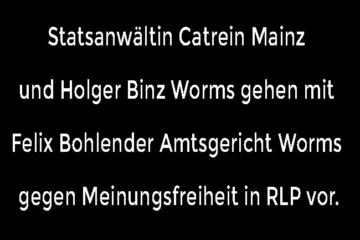 Staatsanwältin Catrein Mainz und Holger Binz Worms gehen mit Felix Bohlender Worms